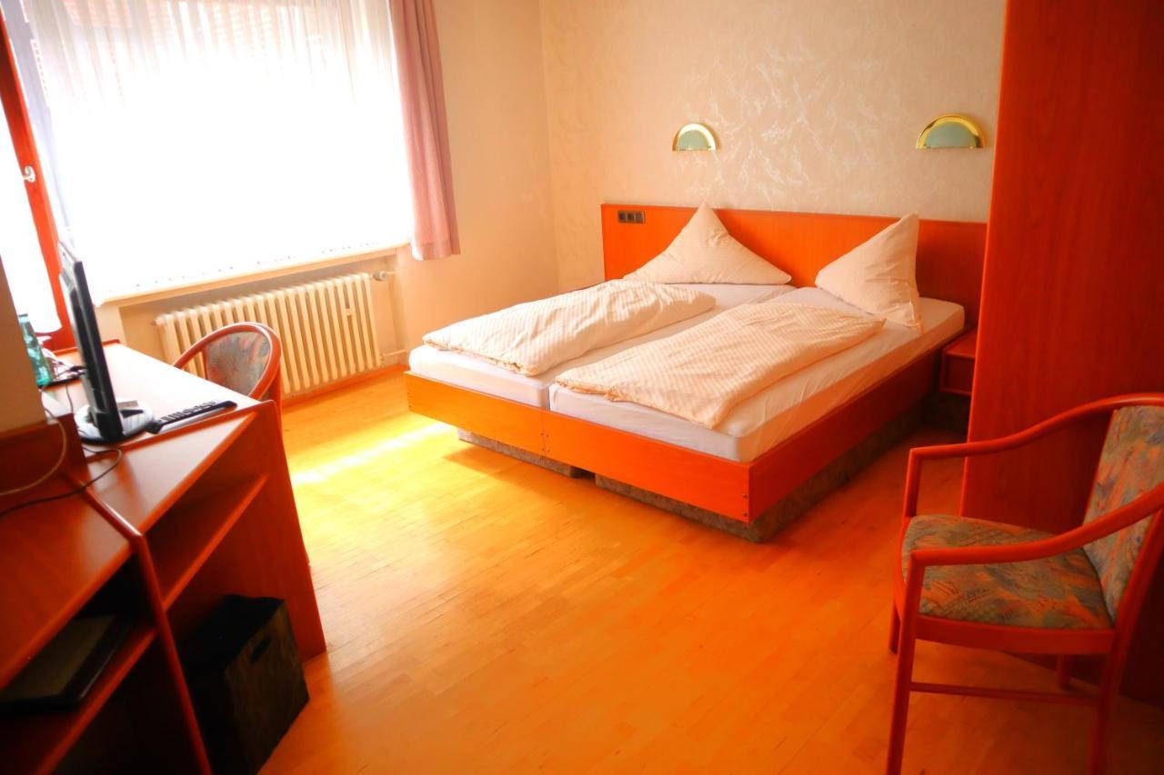 Hotel Pension Zur Harburg Uslar Zewnętrze zdjęcie